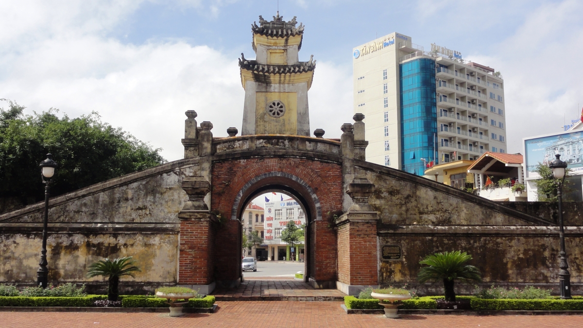 Quang Binh Gate       