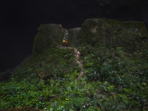 04 Hang En Cave Adventure